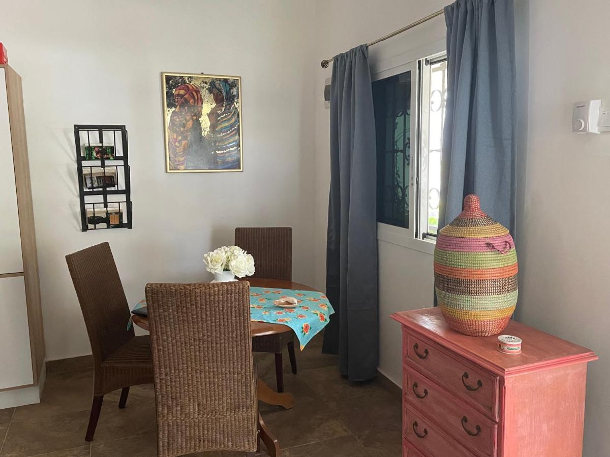 Dulaa Deema Residence Brufut Heights Tranquil エクステリア 写真