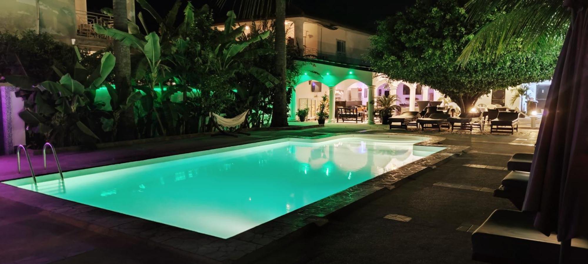 Dulaa Deema Residence Brufut Heights Tranquil エクステリア 写真